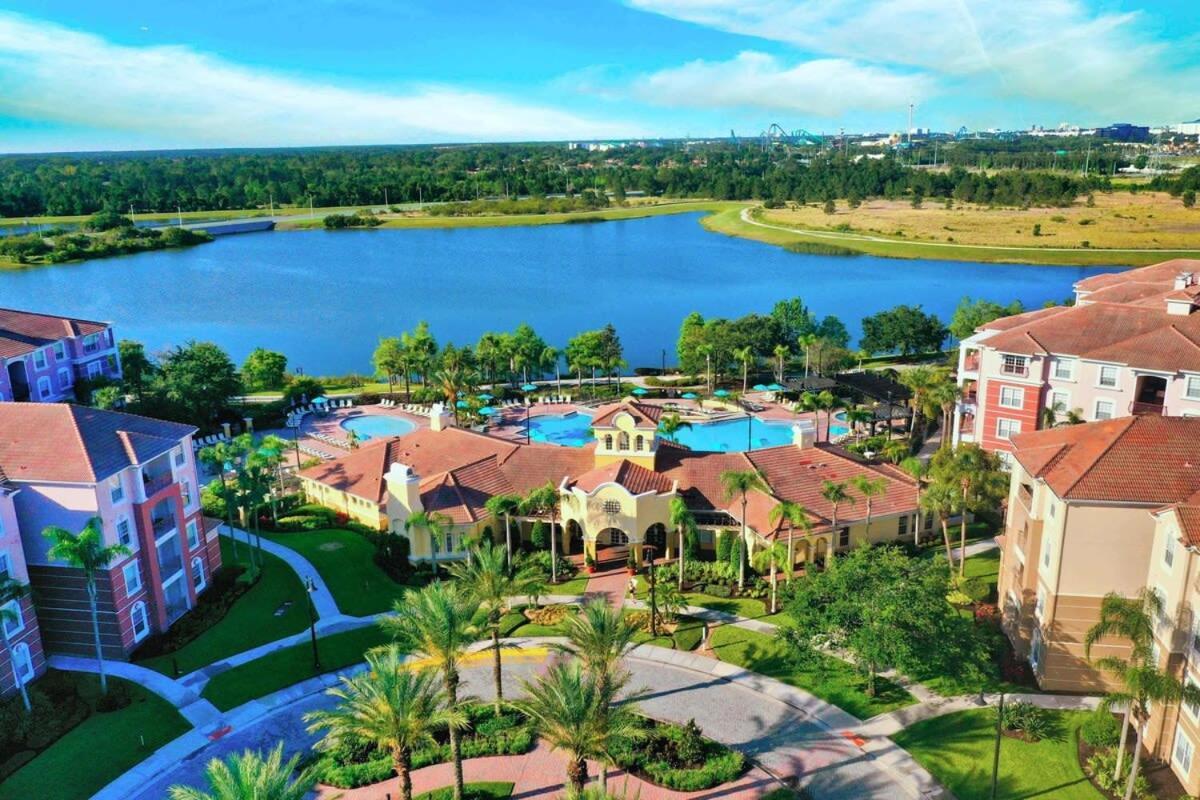 The Epic London Vista Cay Orlando Next To The Club Apartment Екстериор снимка